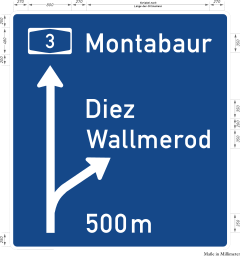 Advance direction sign with motorway connection
